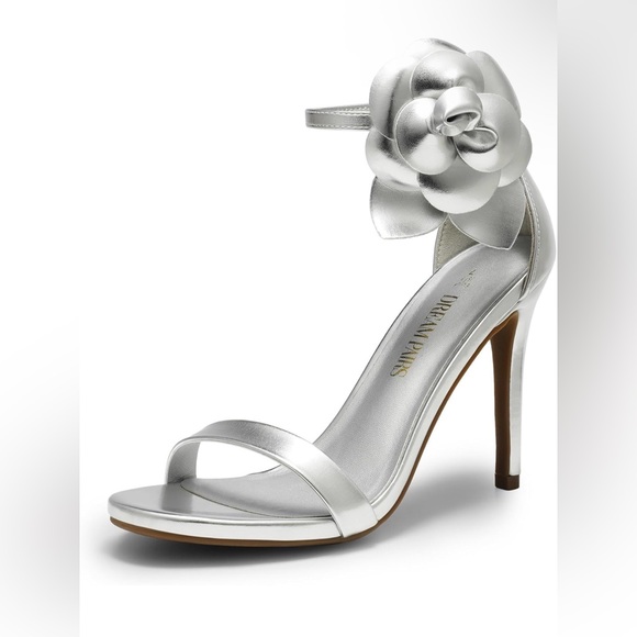 Dream Pairs Elegant Silver Floral Heels - Picture 6 of 6